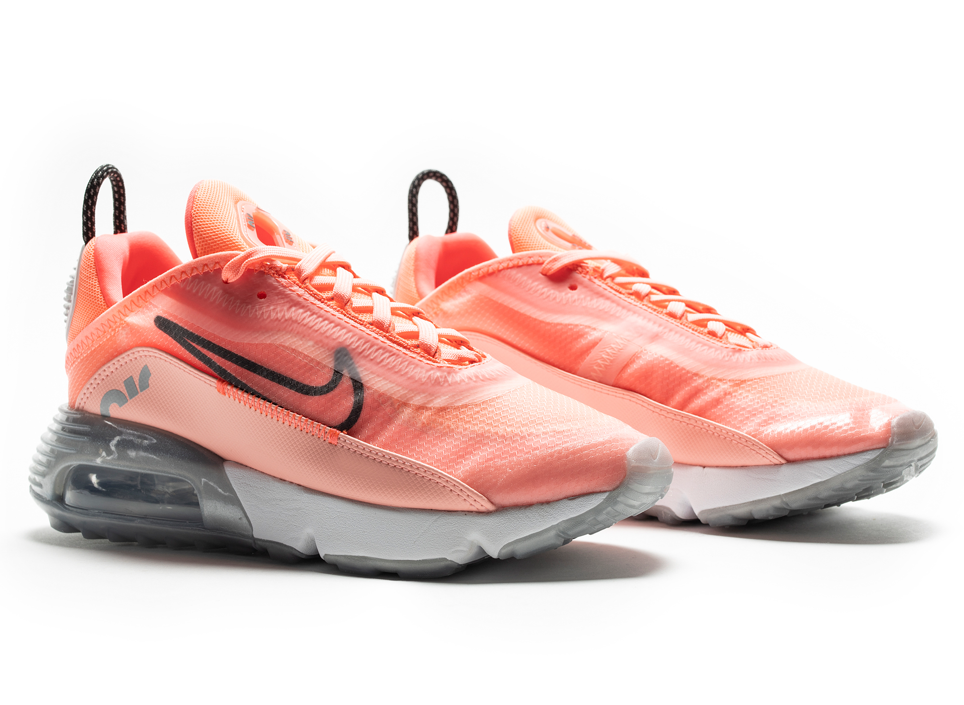 studio-shot-v9-92986