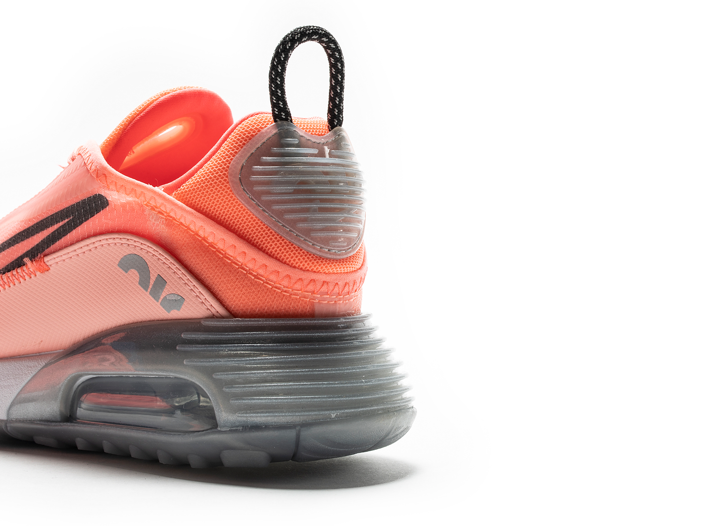 studio-shot-v9-95765