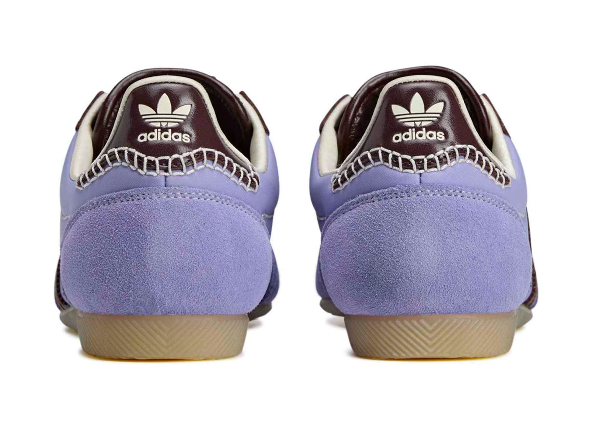 studio-shot-v9-54183