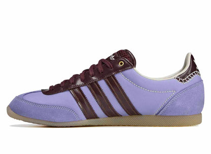 studio-shot-v9-79538