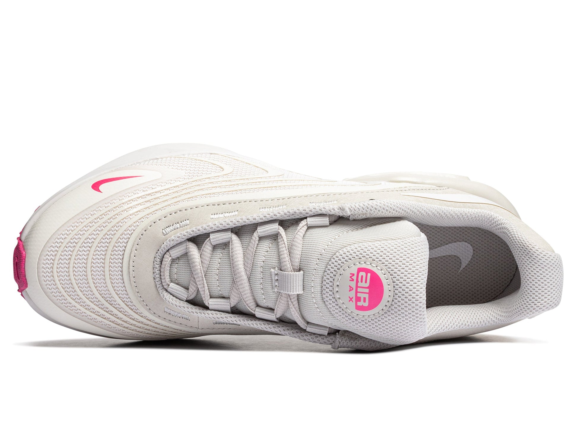 studio-shot-v9-76351