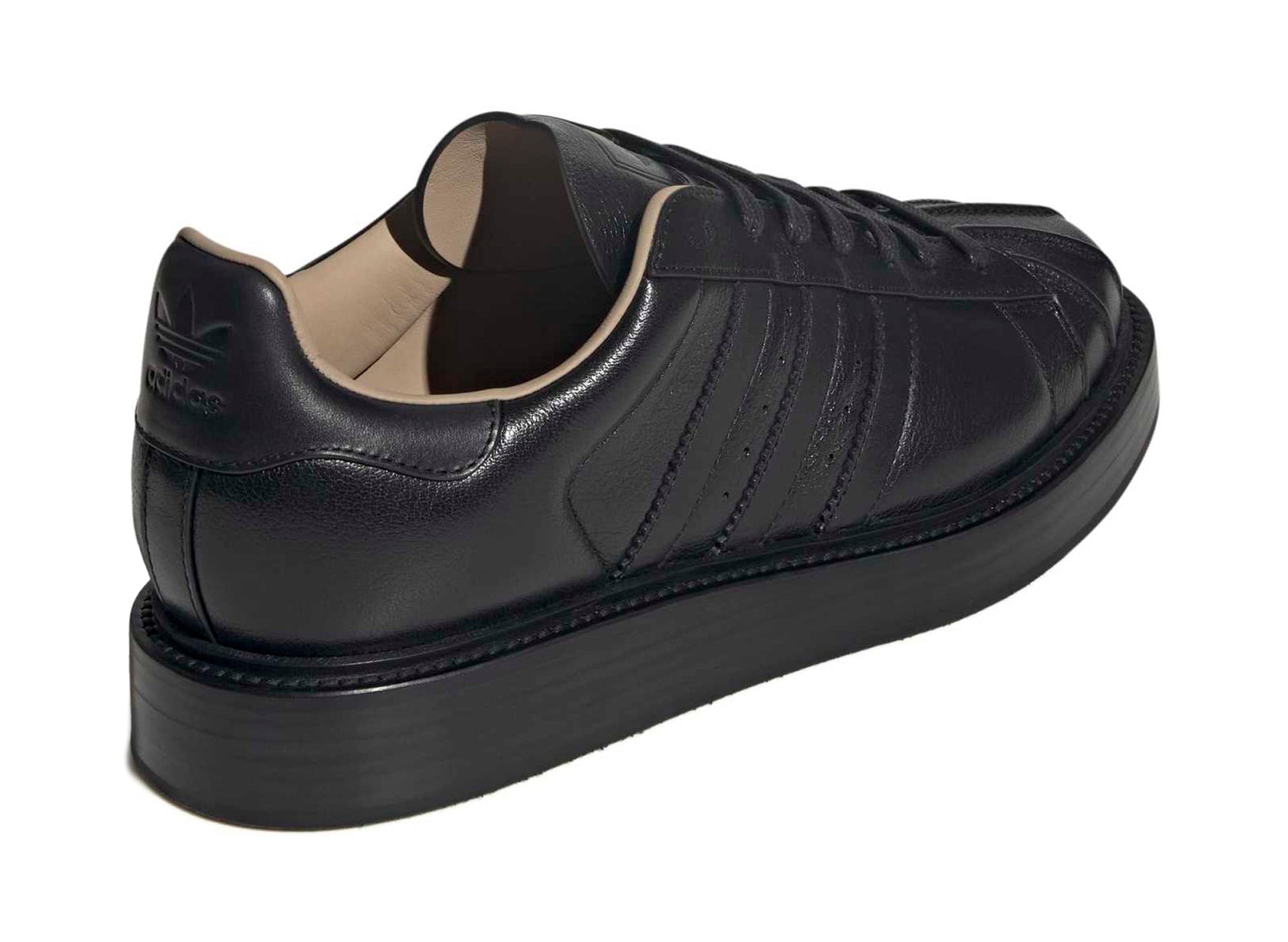 studio-shot-v9-88113