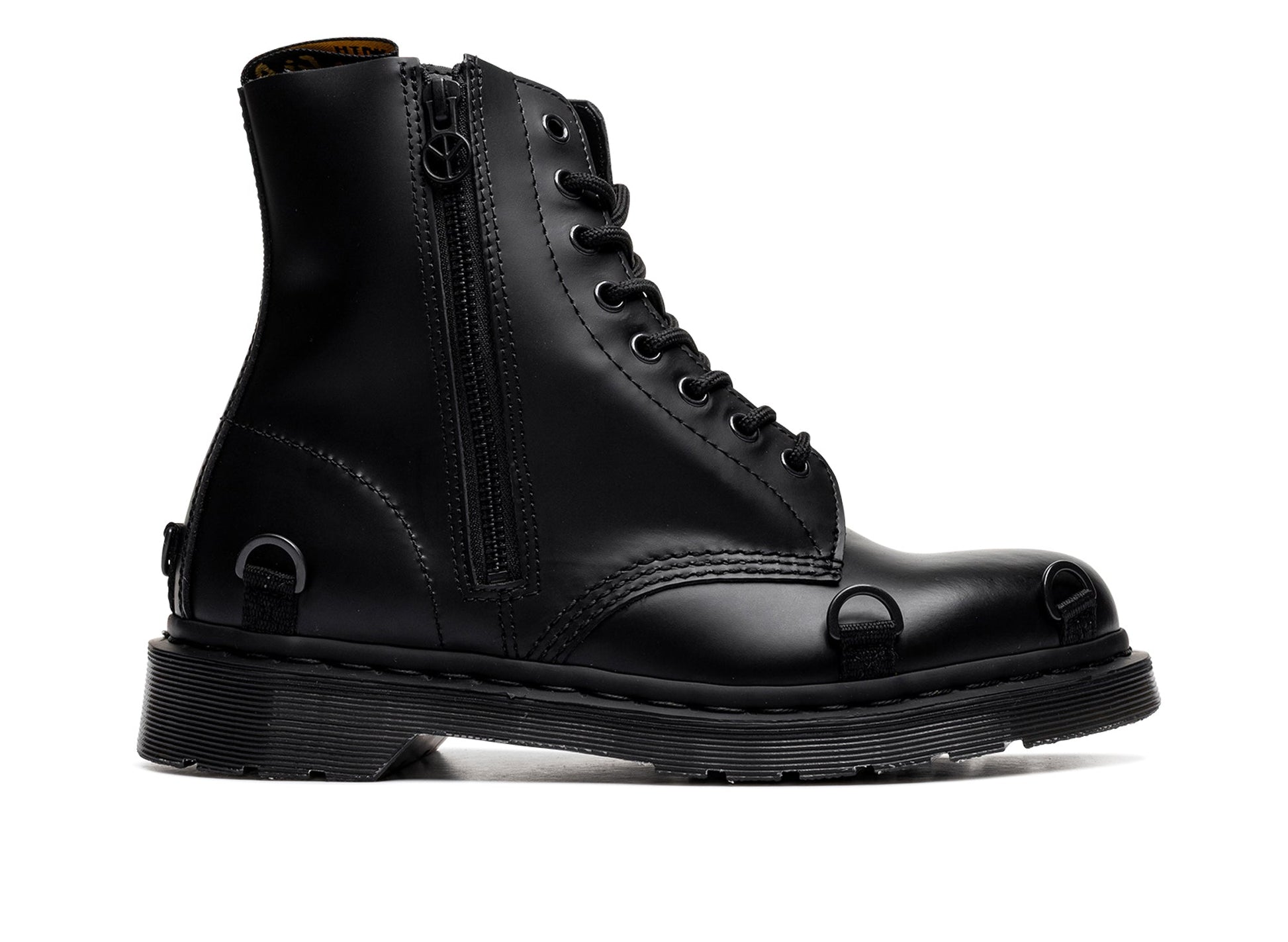 studio-shot-v9-68773