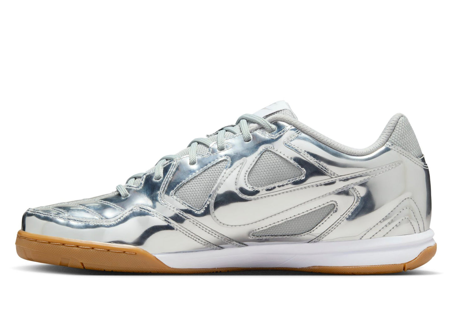 studio-shot-v9-35086