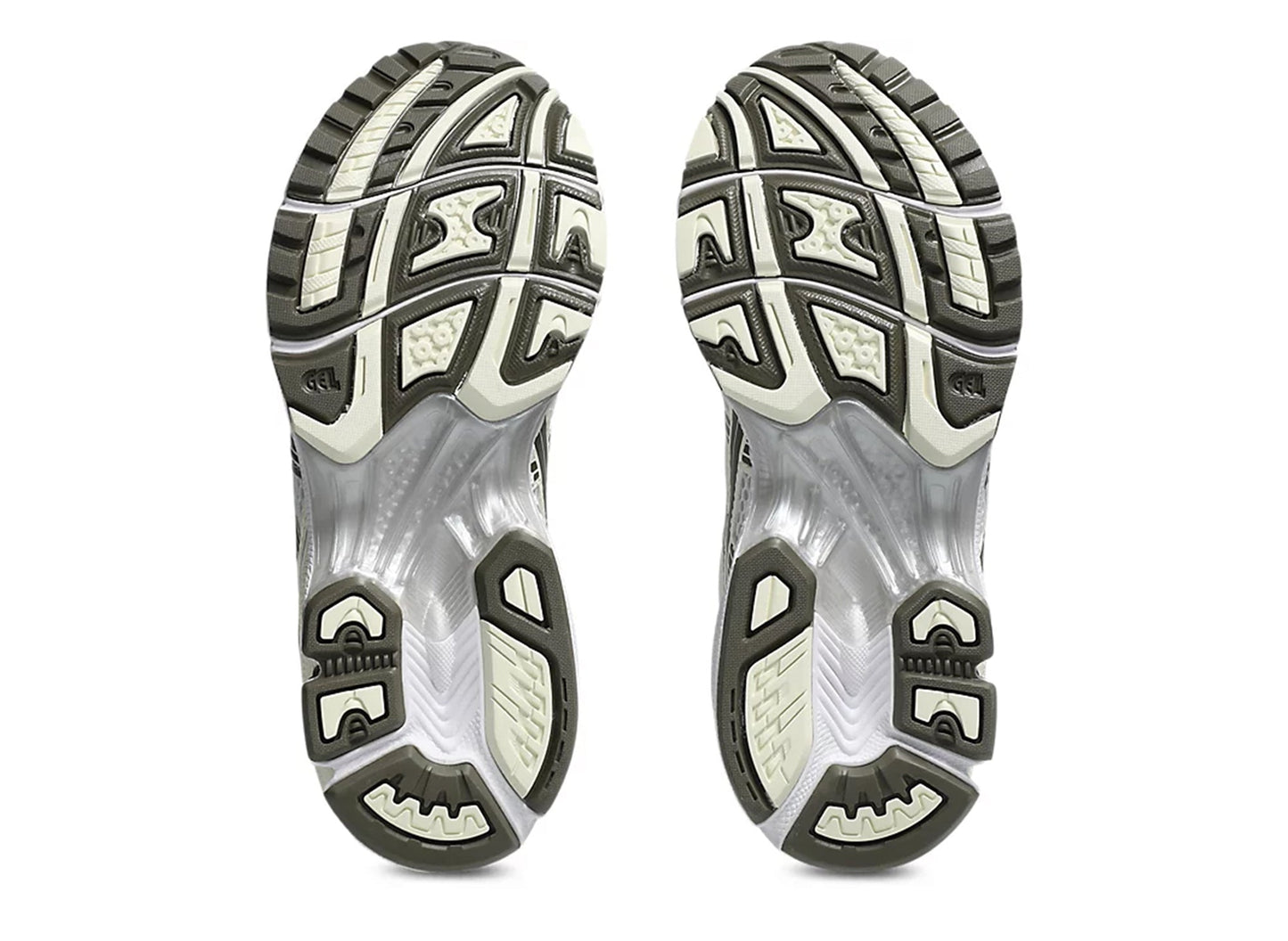 studio-shot-v9-10197