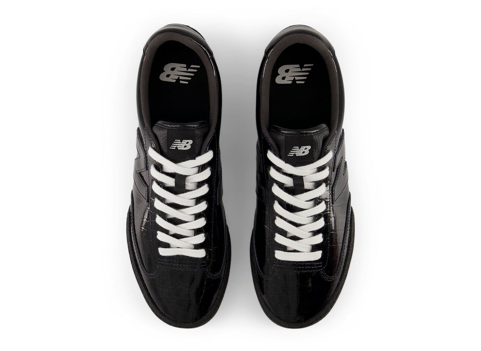 studio-shot-v9-85286