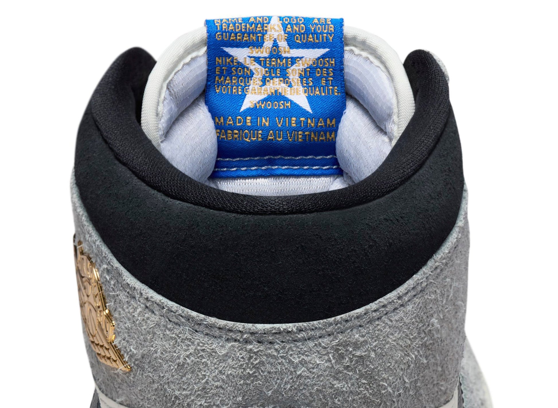 studio-shot-v9-46450