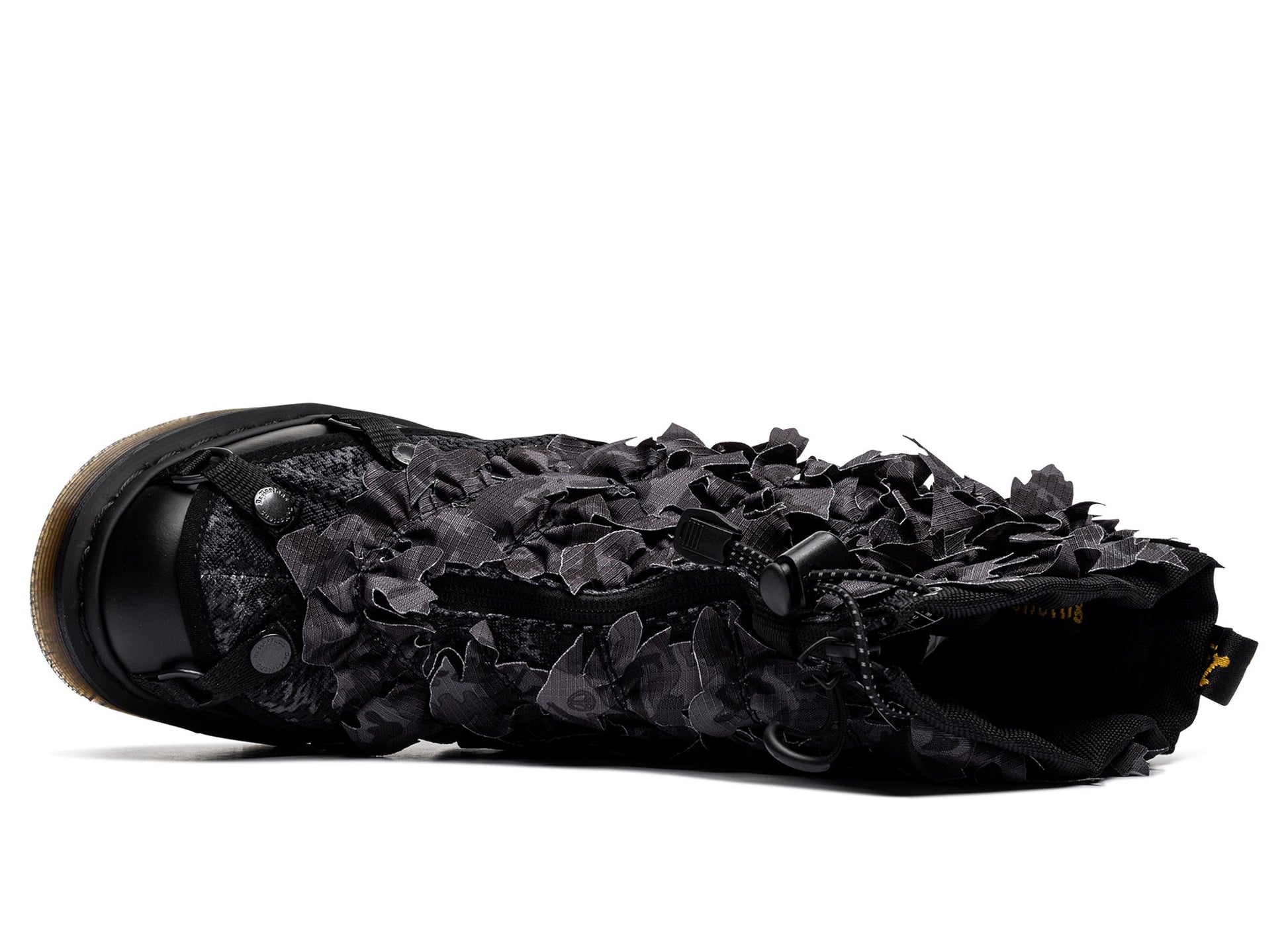 studio-shot-v9-71310