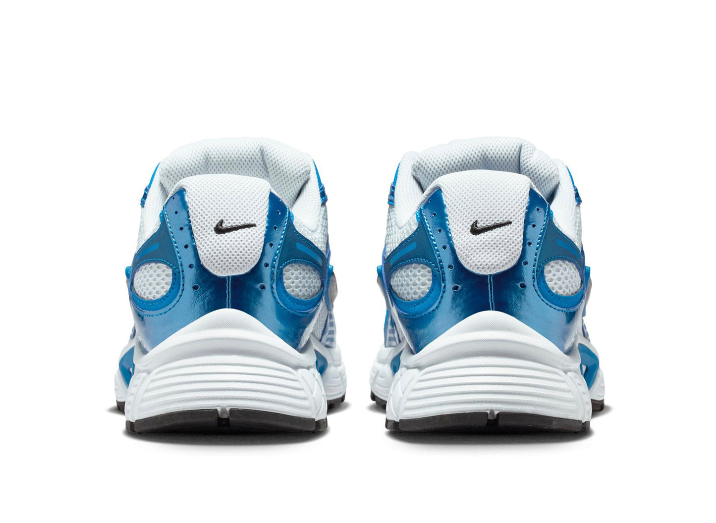 studio-shot-v9-72802