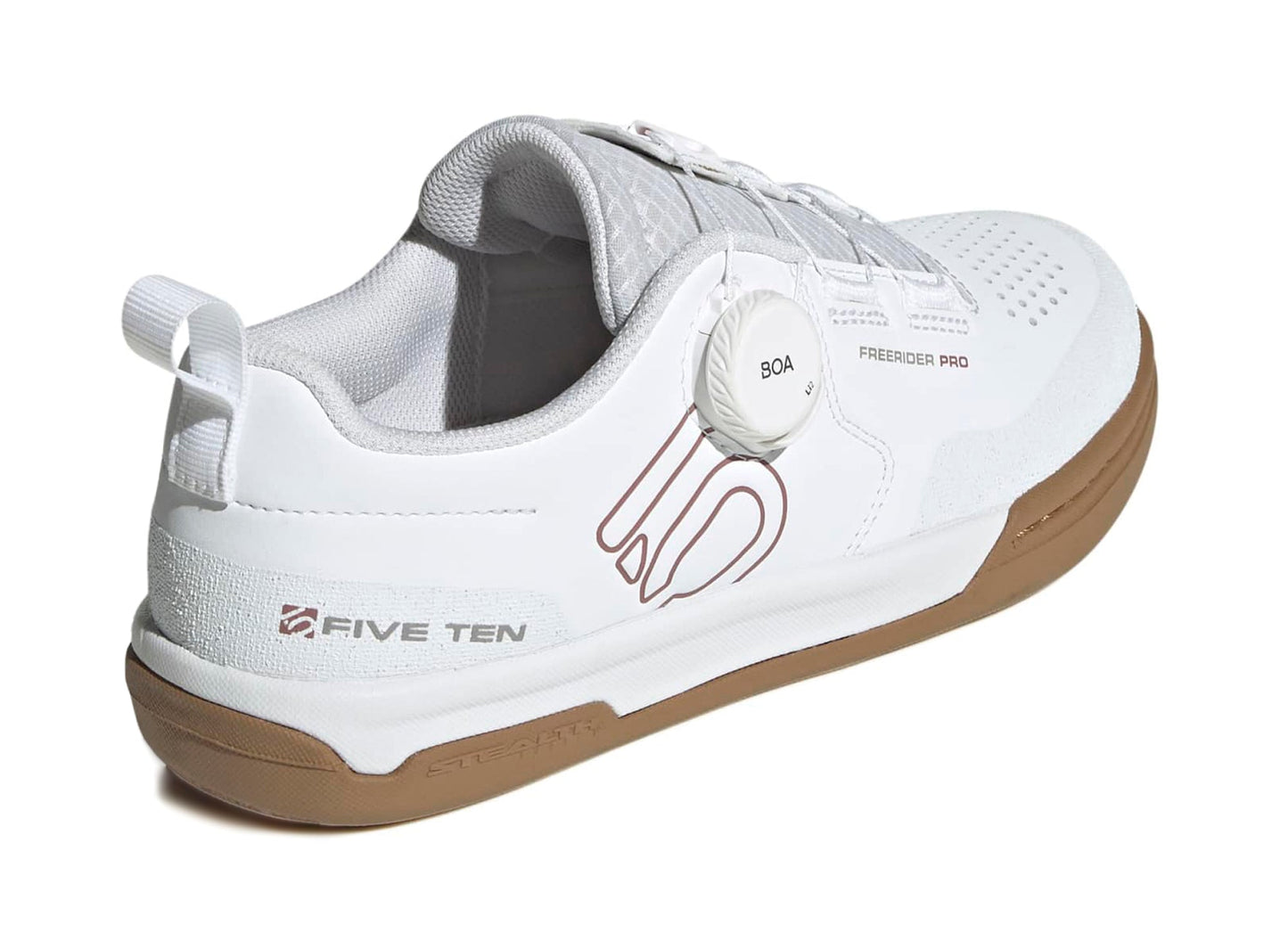 studio-shot-v9-39346