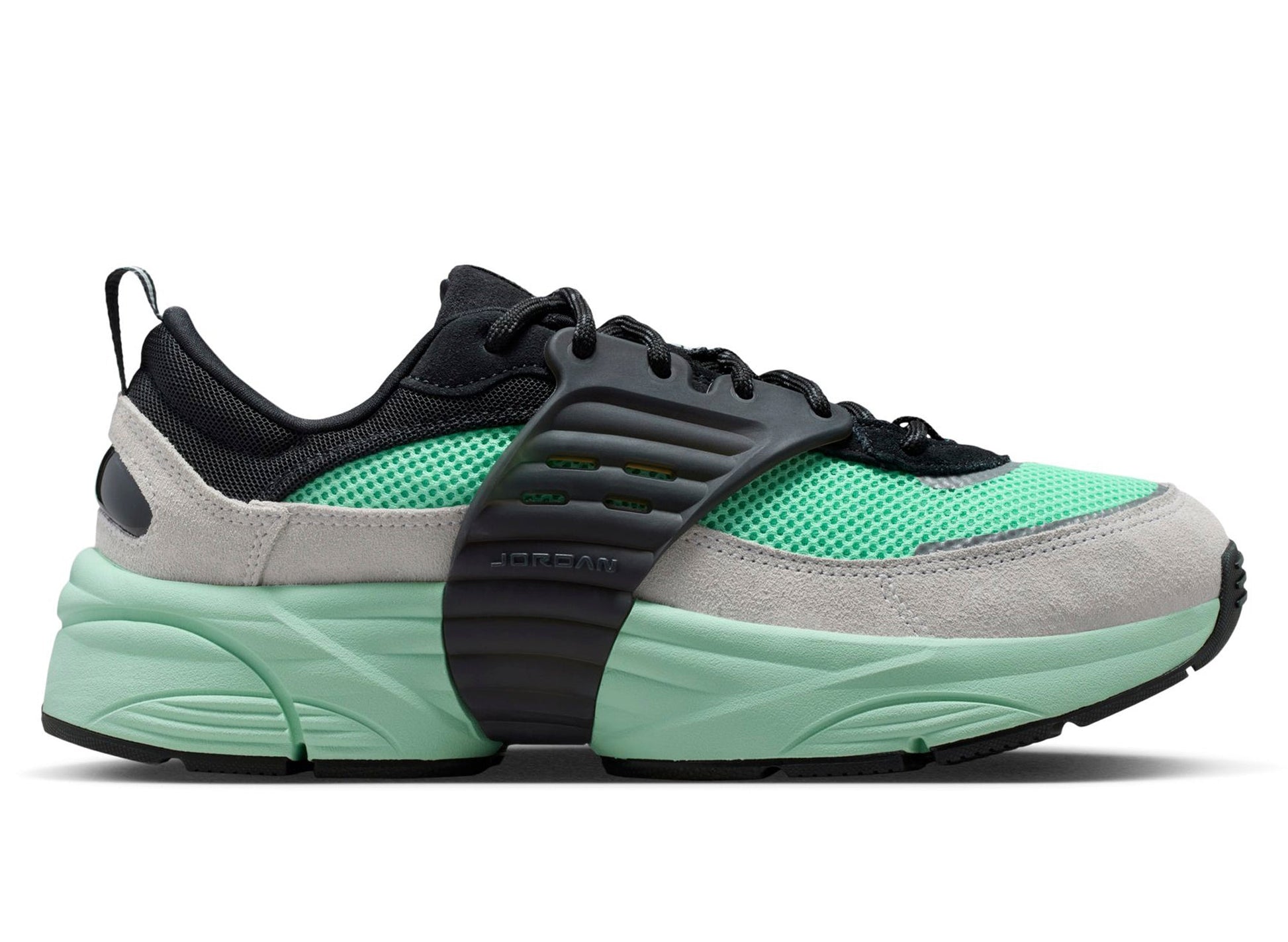 studio-shot-v9-27632