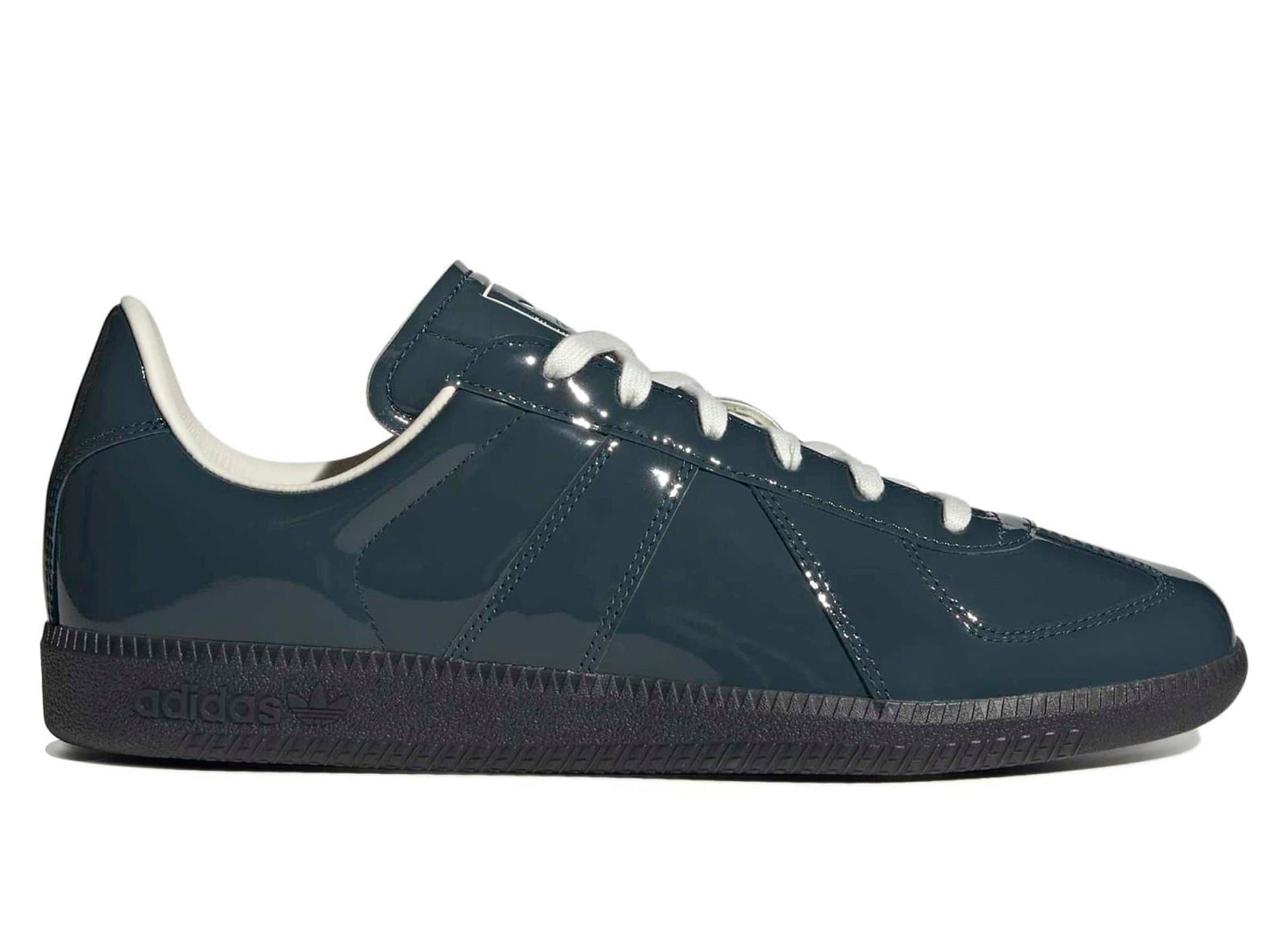 studio-shot-v9-58540