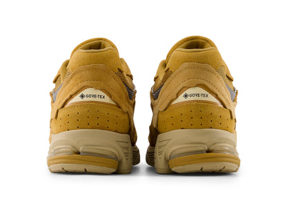 studio-shot-v9-97847