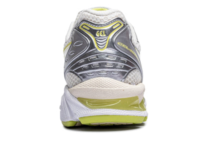 studio-shot-v9-20074