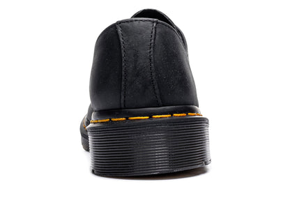 studio-shot-v9-17449