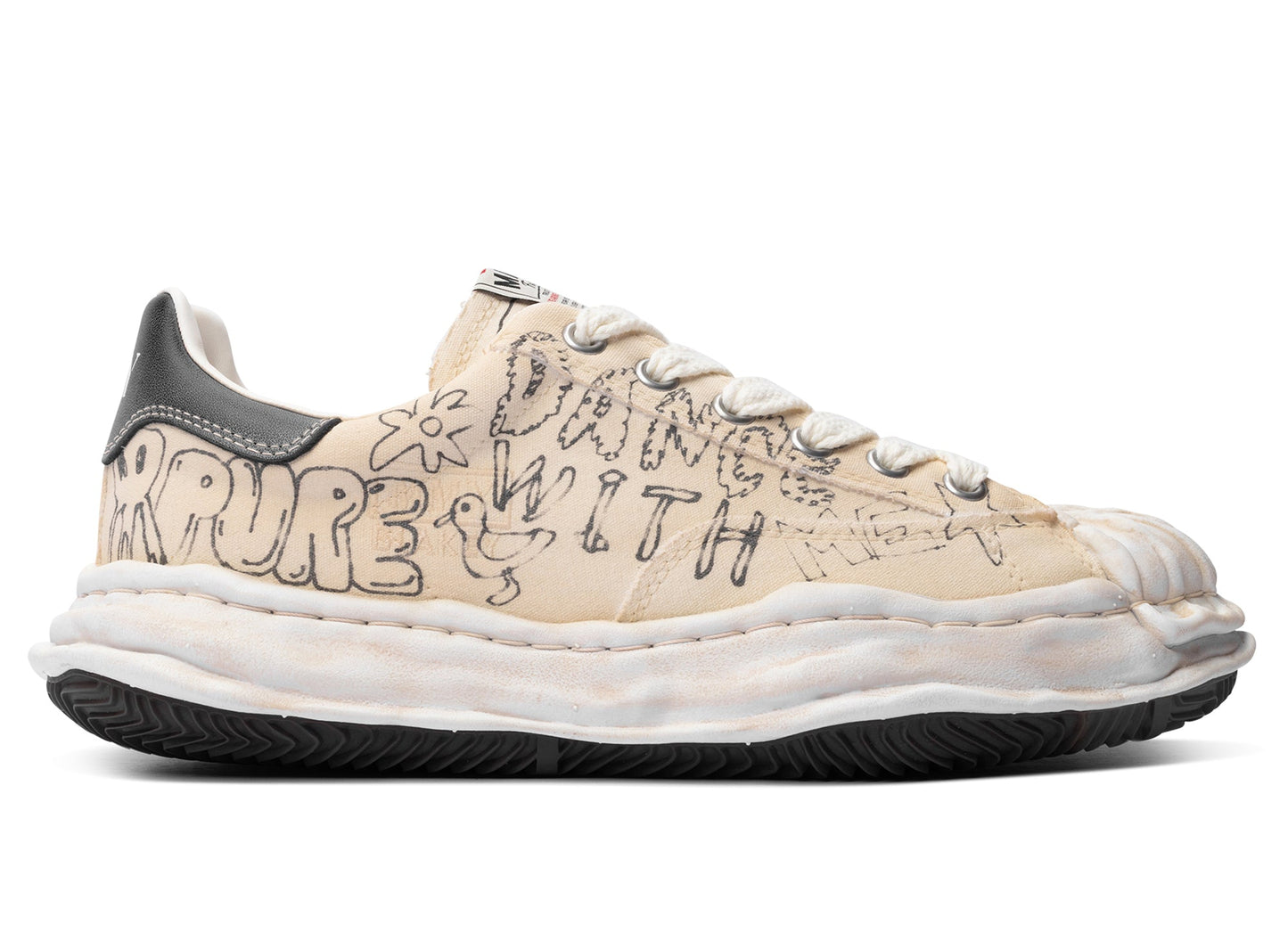 studio-shot-v9-97241