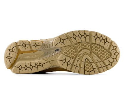 studio-shot-v9-31170