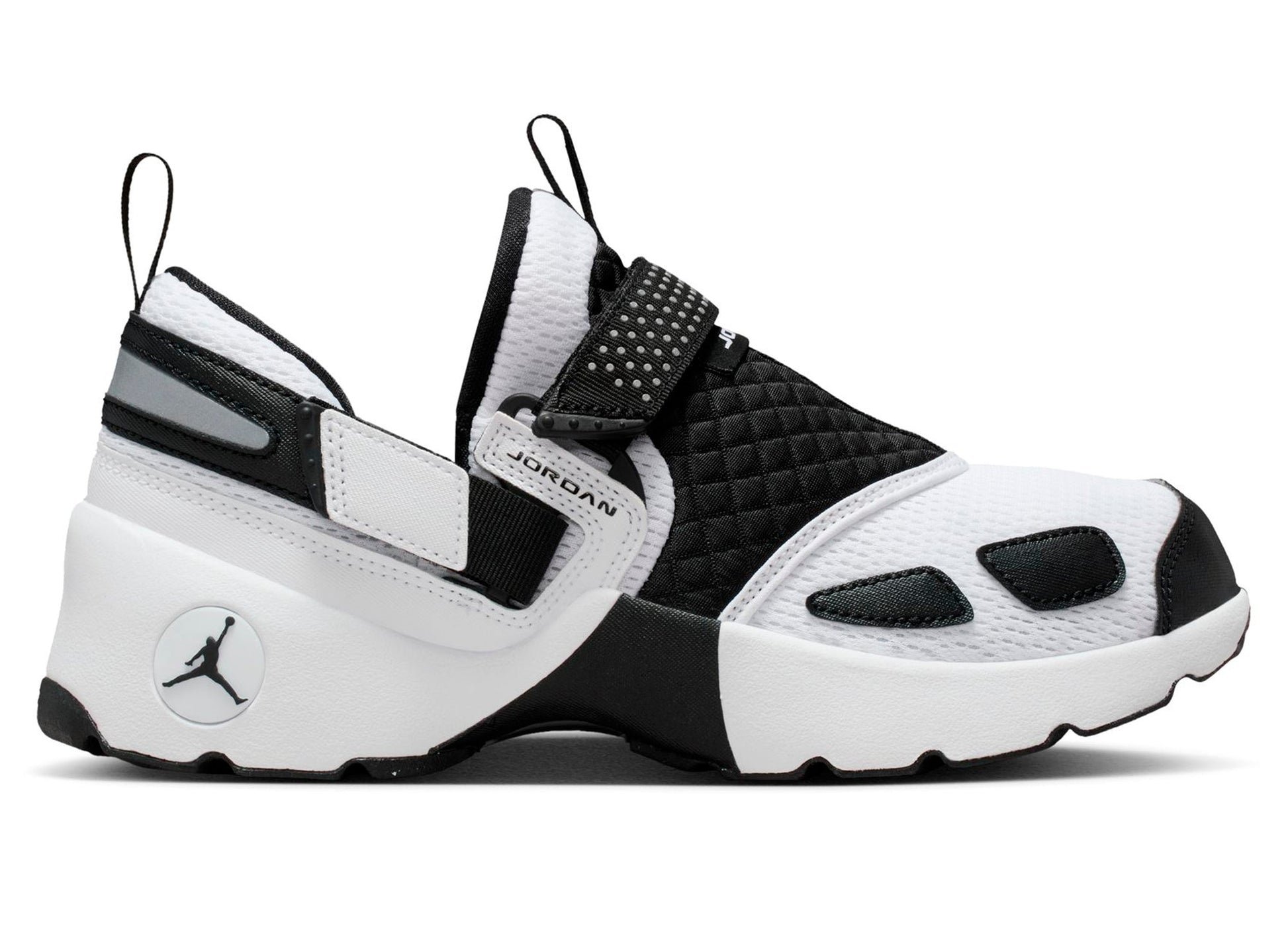 studio-shot-v9-42816