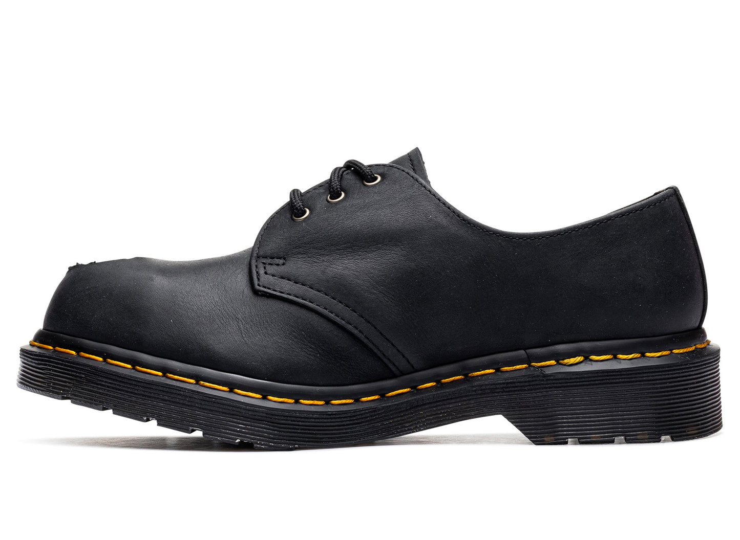 studio-shot-v9-83063