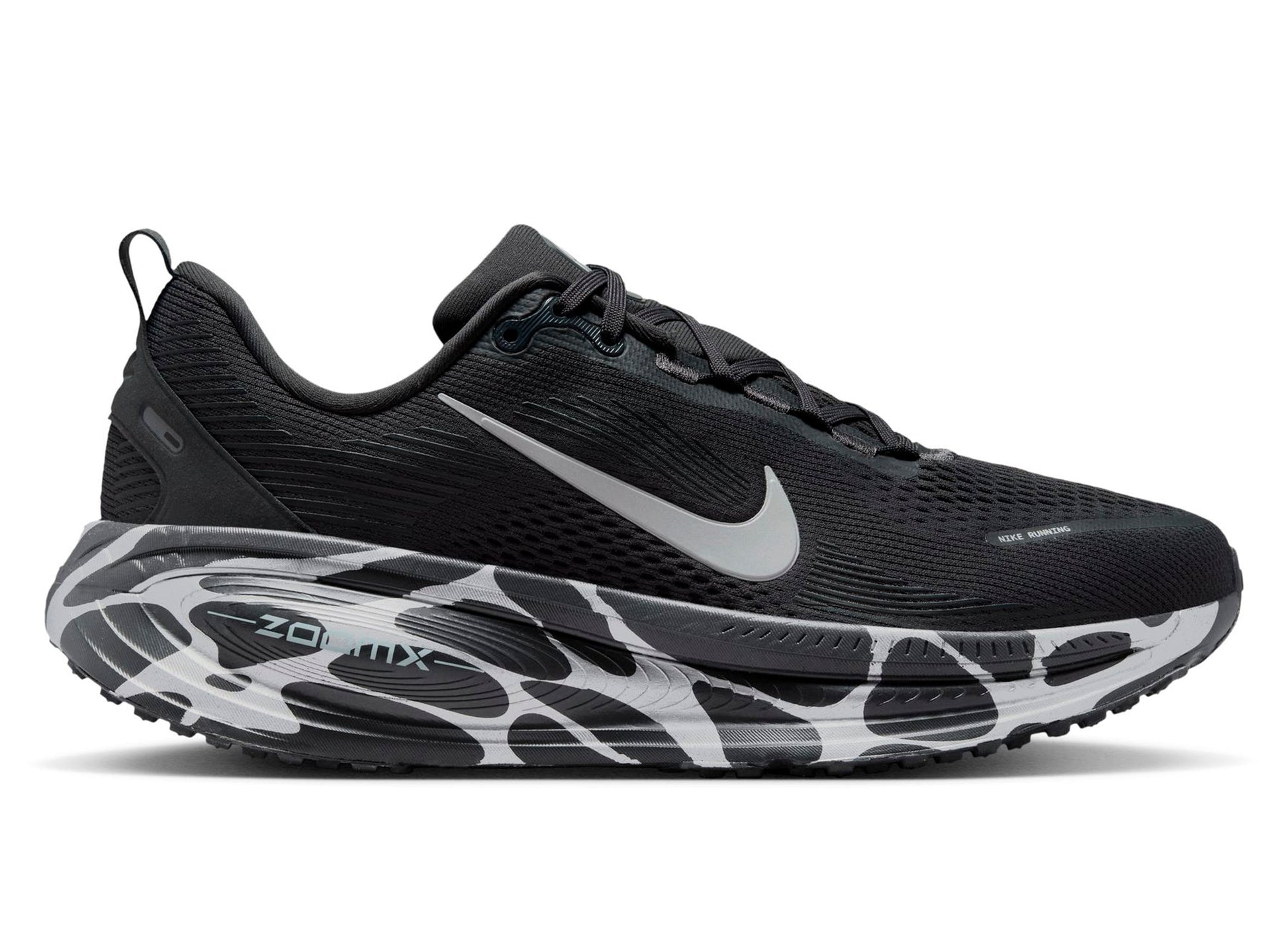 studio-shot-v9-31098