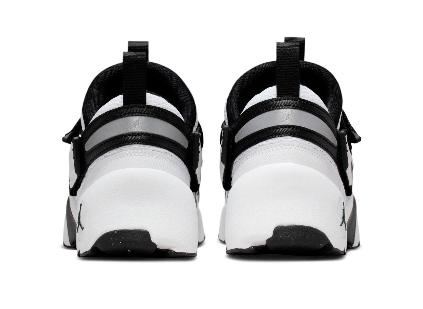 studio-shot-v9-92424