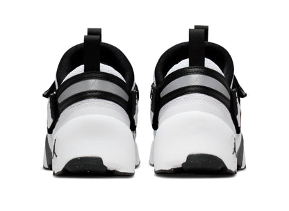 studio-shot-v9-92424