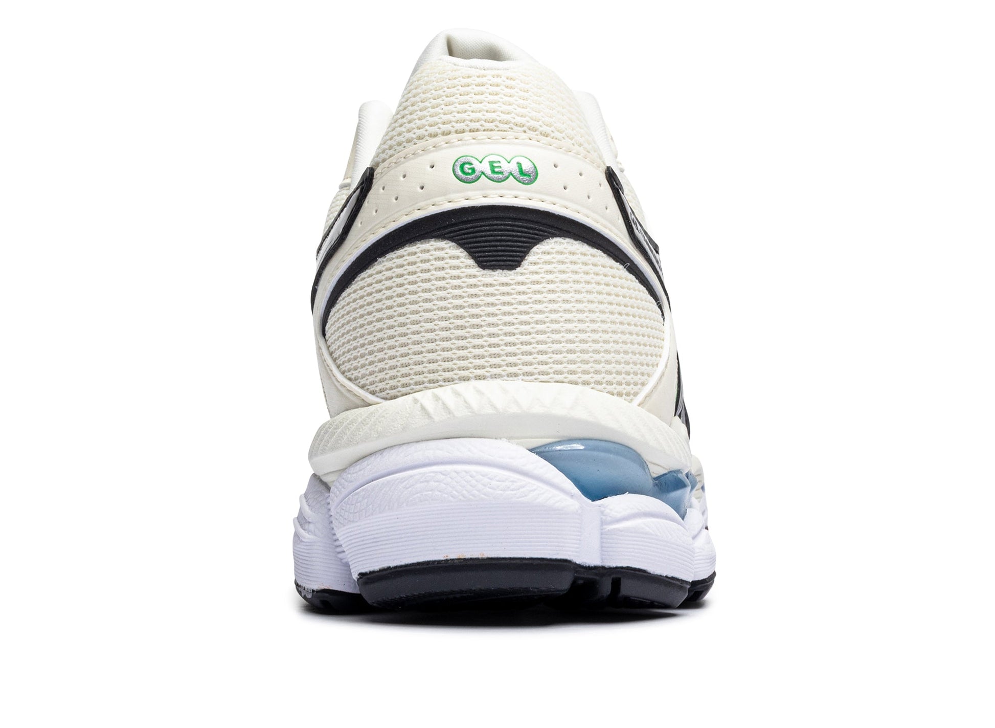 studio-shot-v9-71162