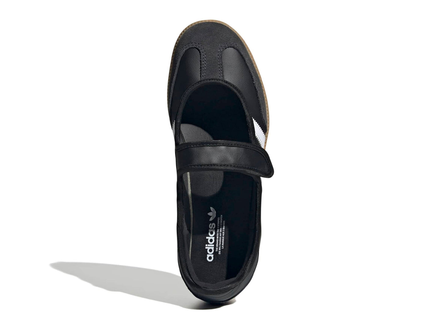 studio-shot-v9-87489