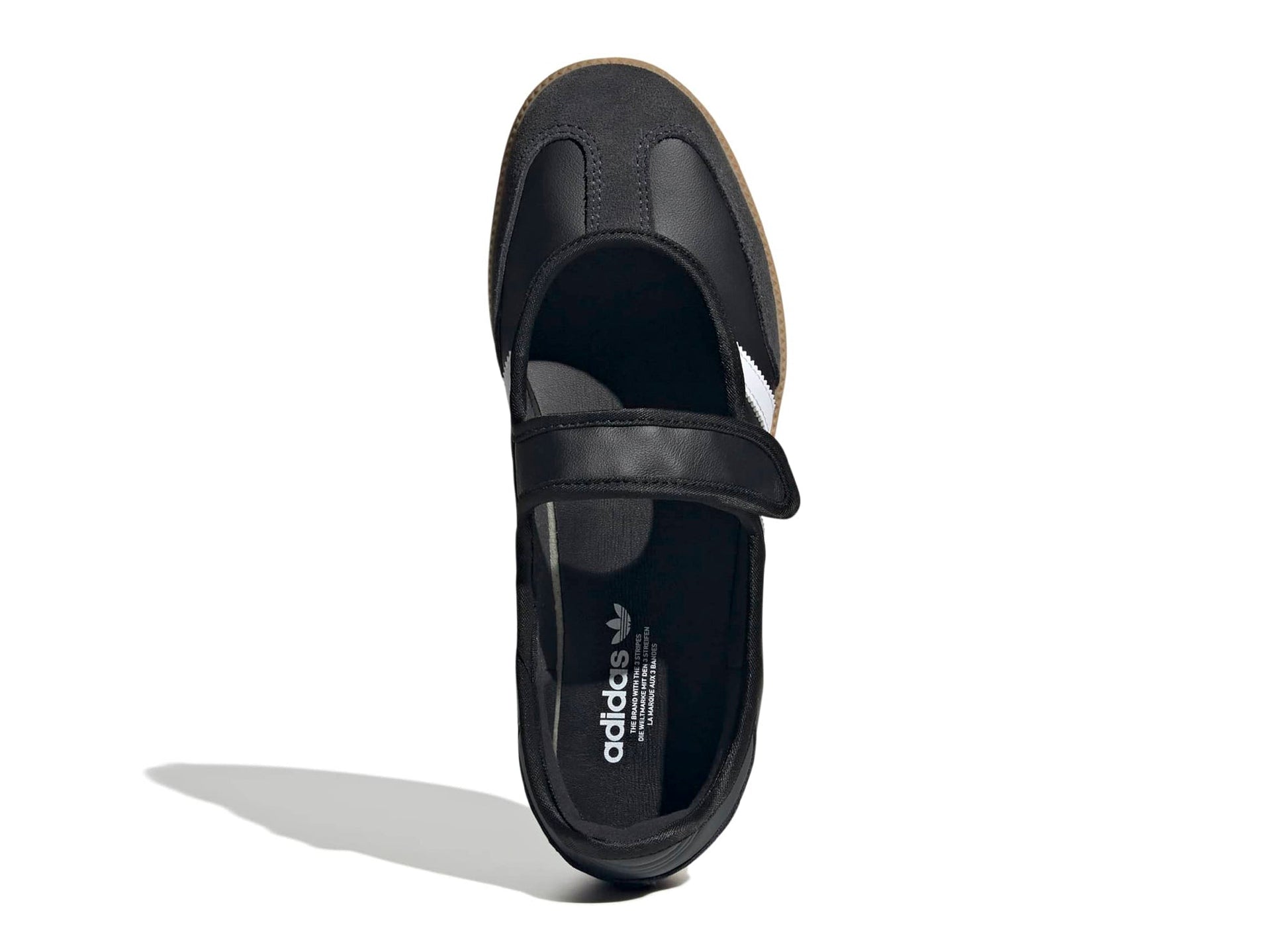 studio-shot-v9-87489