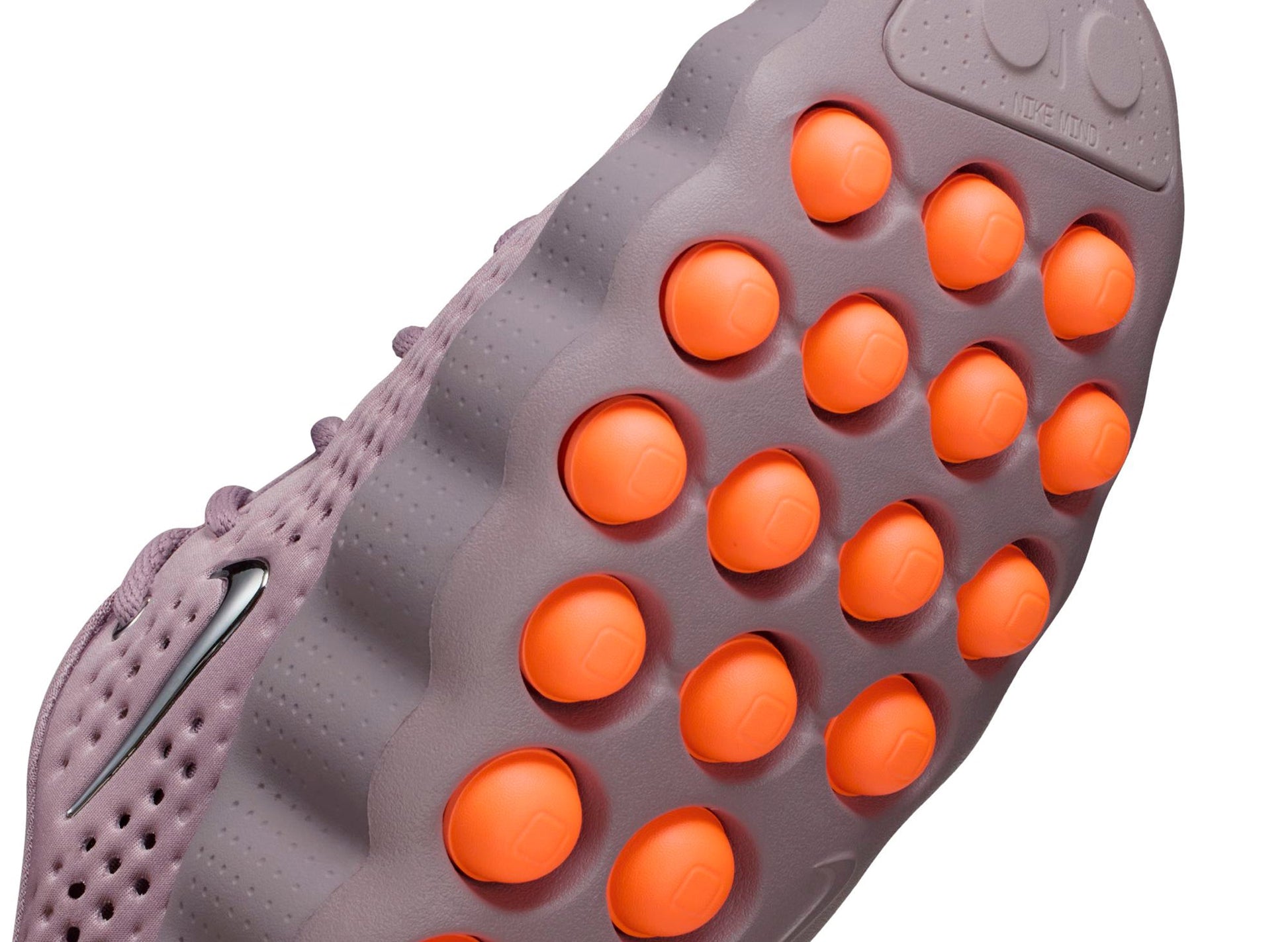 studio-shot-v9-81586