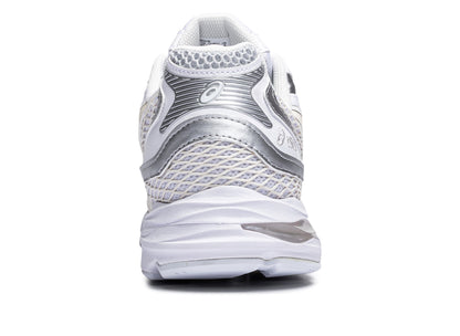 studio-shot-v9-14685