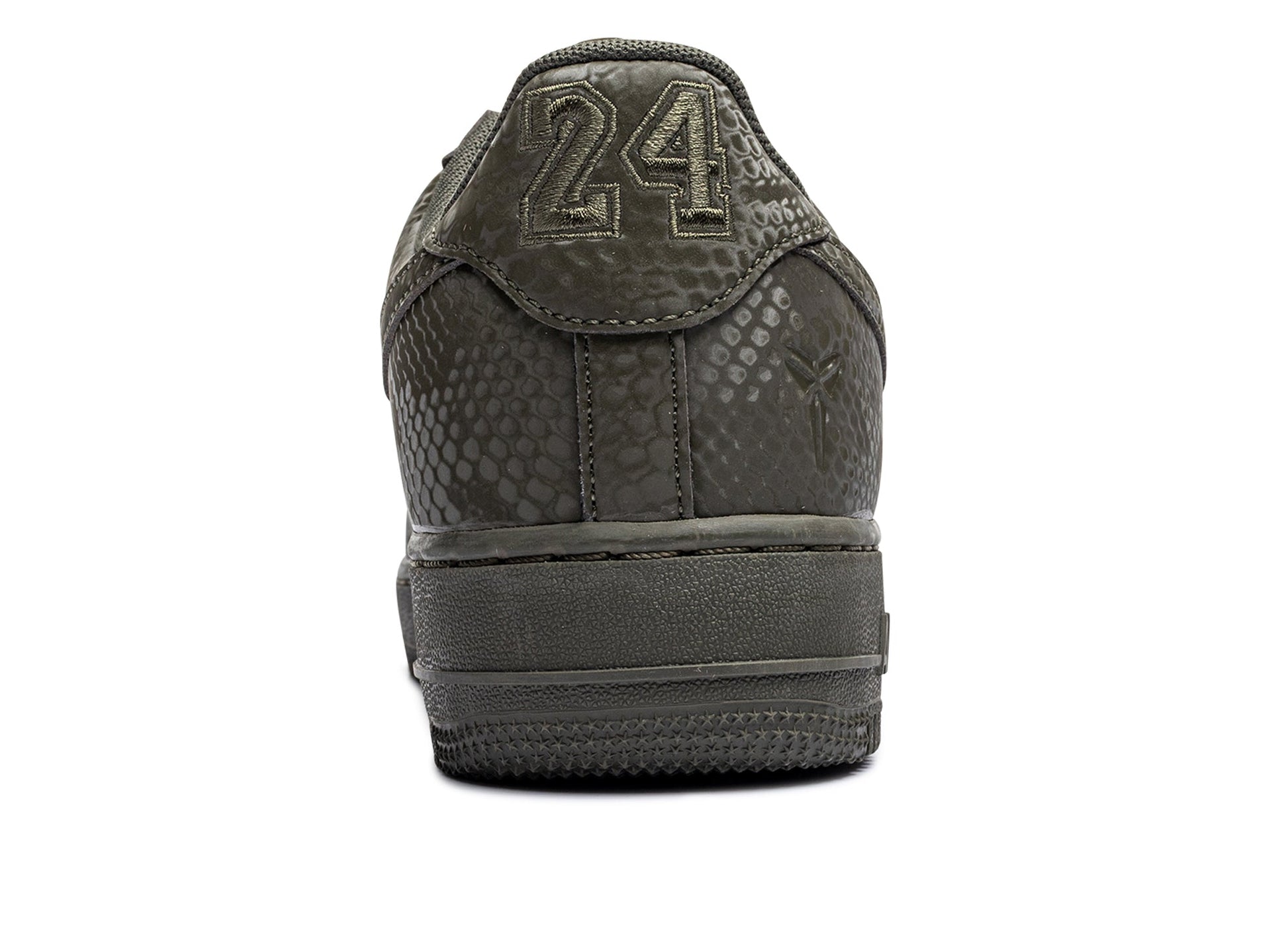 studio-shot-v9-36853