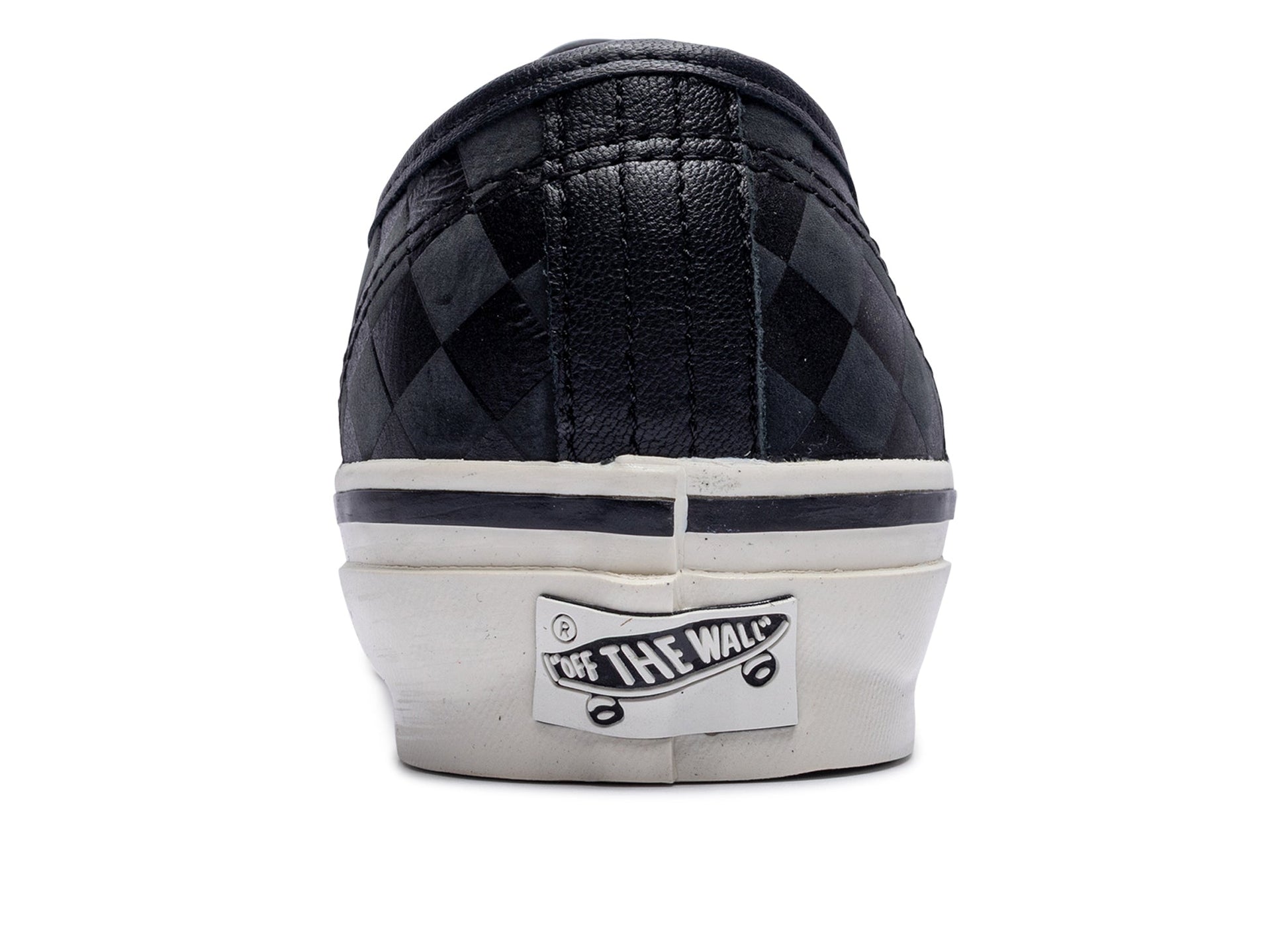 studio-shot-v9-77525