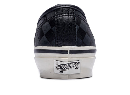 studio-shot-v9-77525