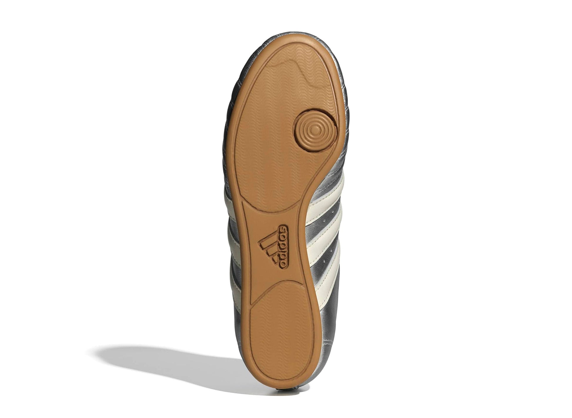 studio-shot-v9-97568