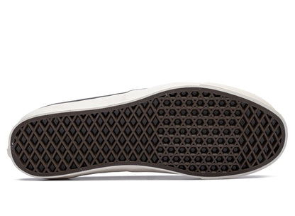 studio-shot-v9-82615