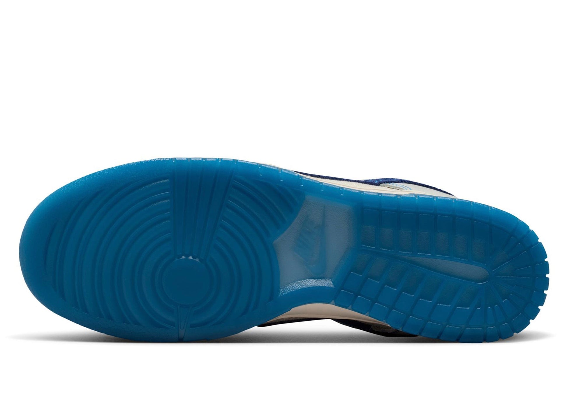 studio-shot-v9-12878