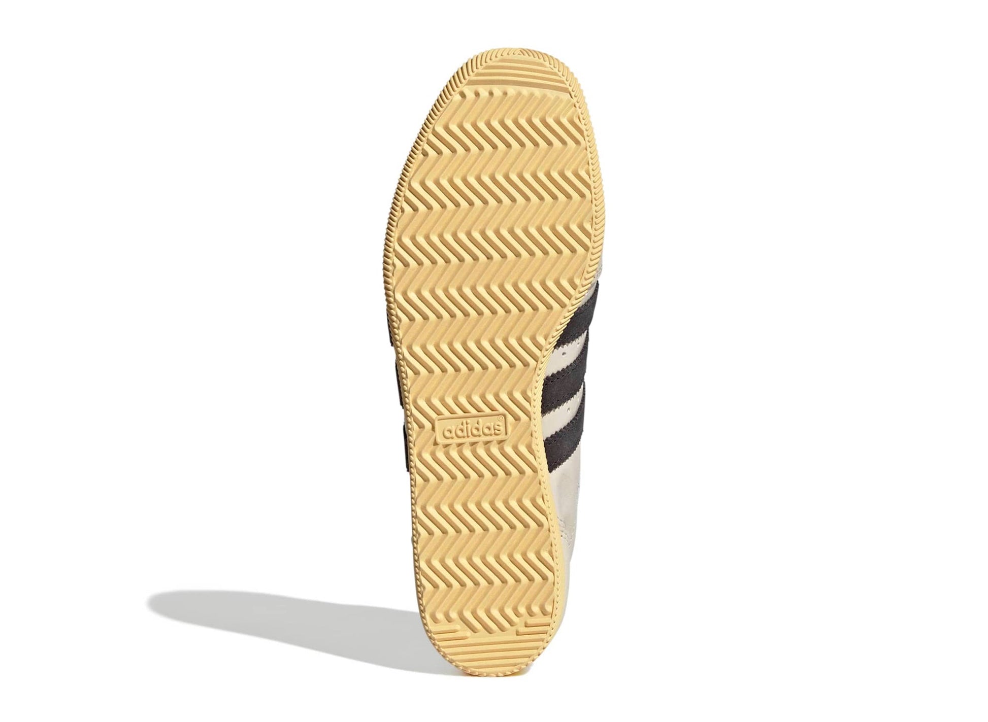 studio-shot-v9-85862