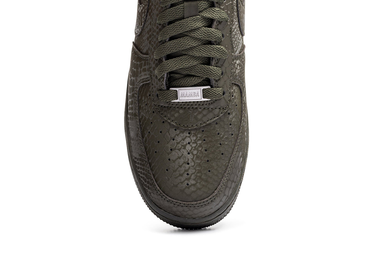 studio-shot-v9-38624