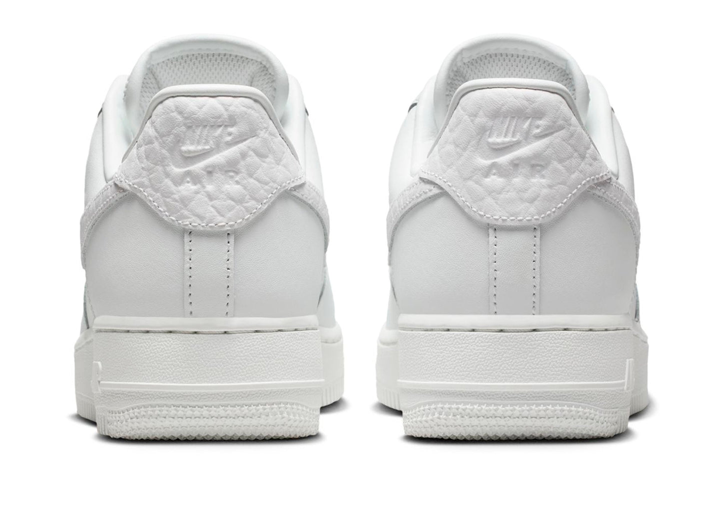 studio-shot-v9-80817