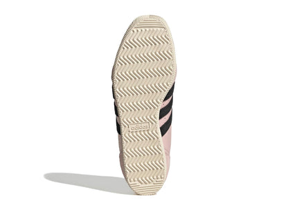 studio-shot-v9-92645