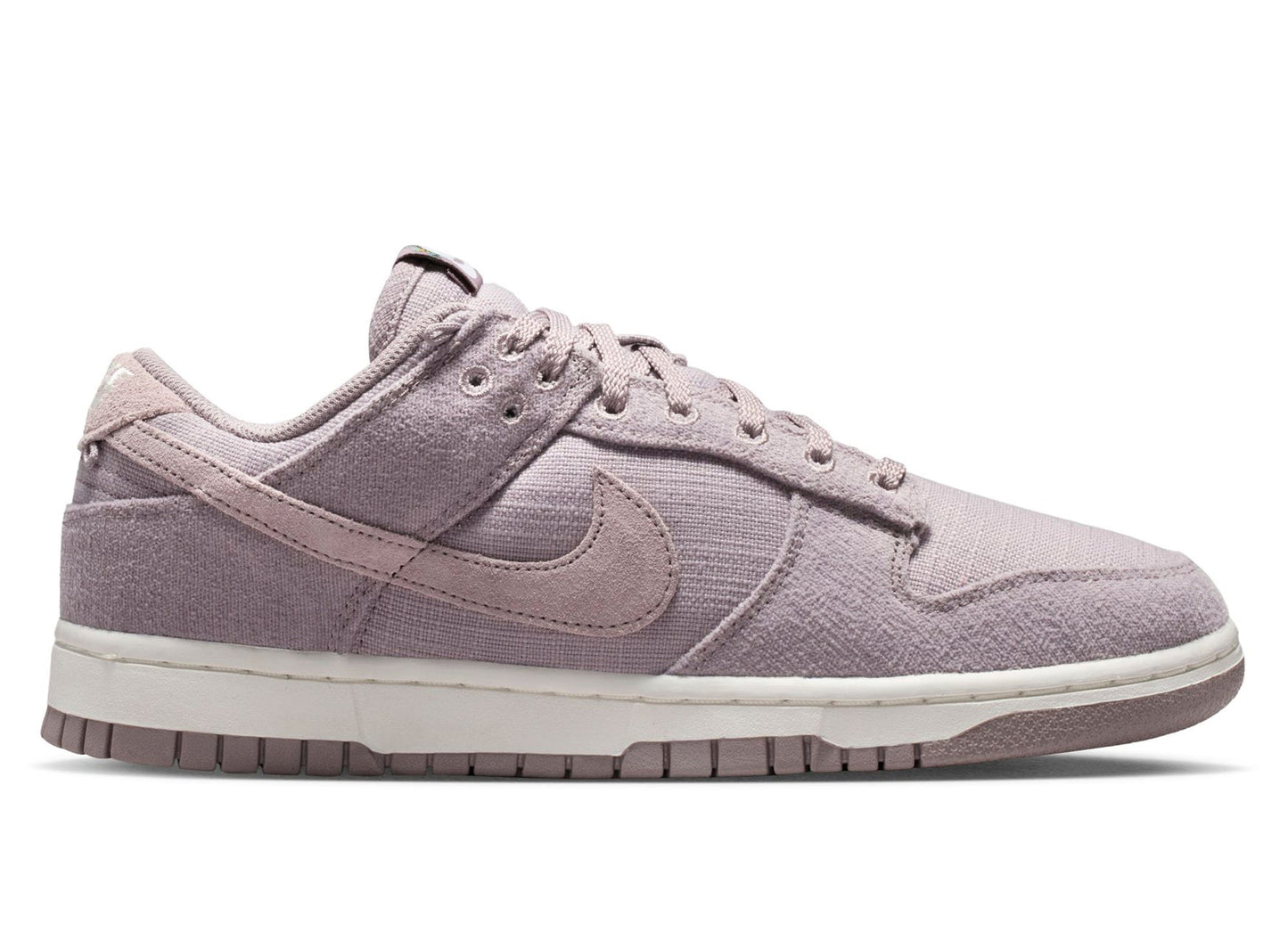 studio-shot-v9-50639