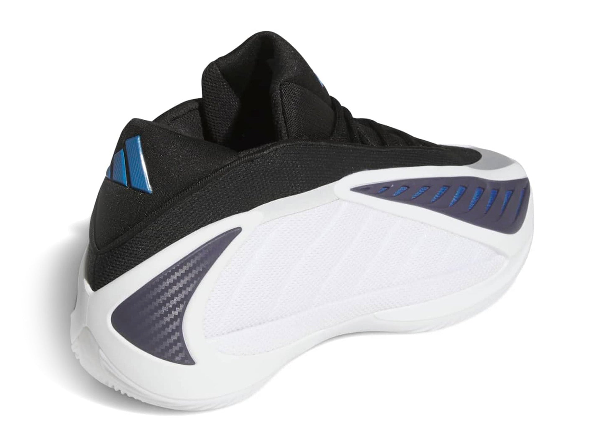 studio-shot-v9-32753