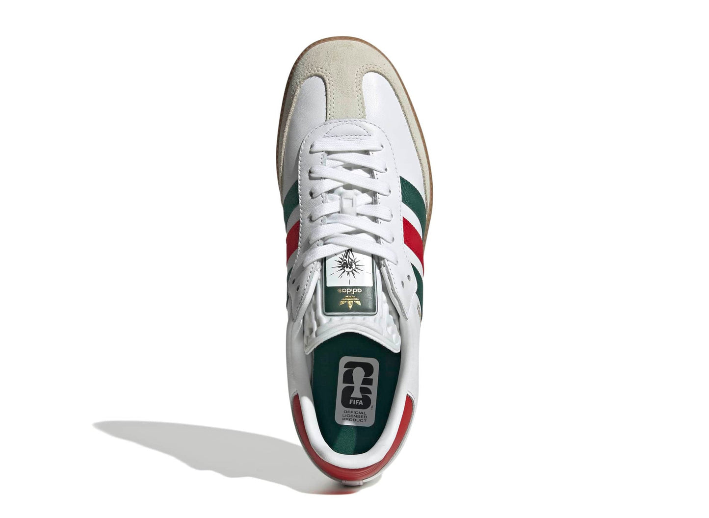 studio-shot-v9-70588