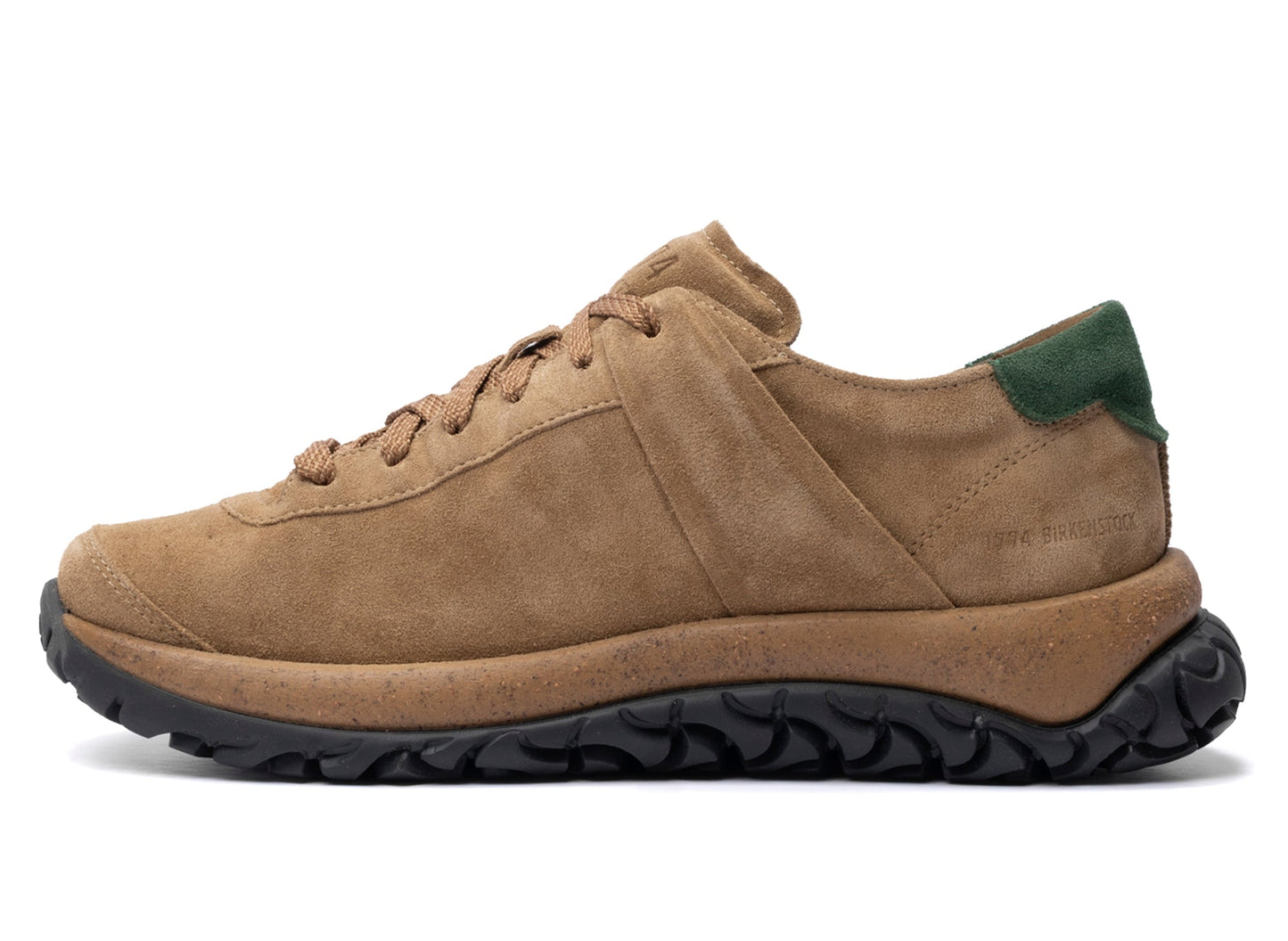 studio-shot-v9-18040