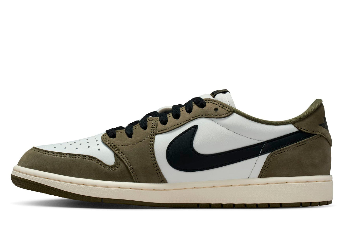 studio-shot-v9-75014