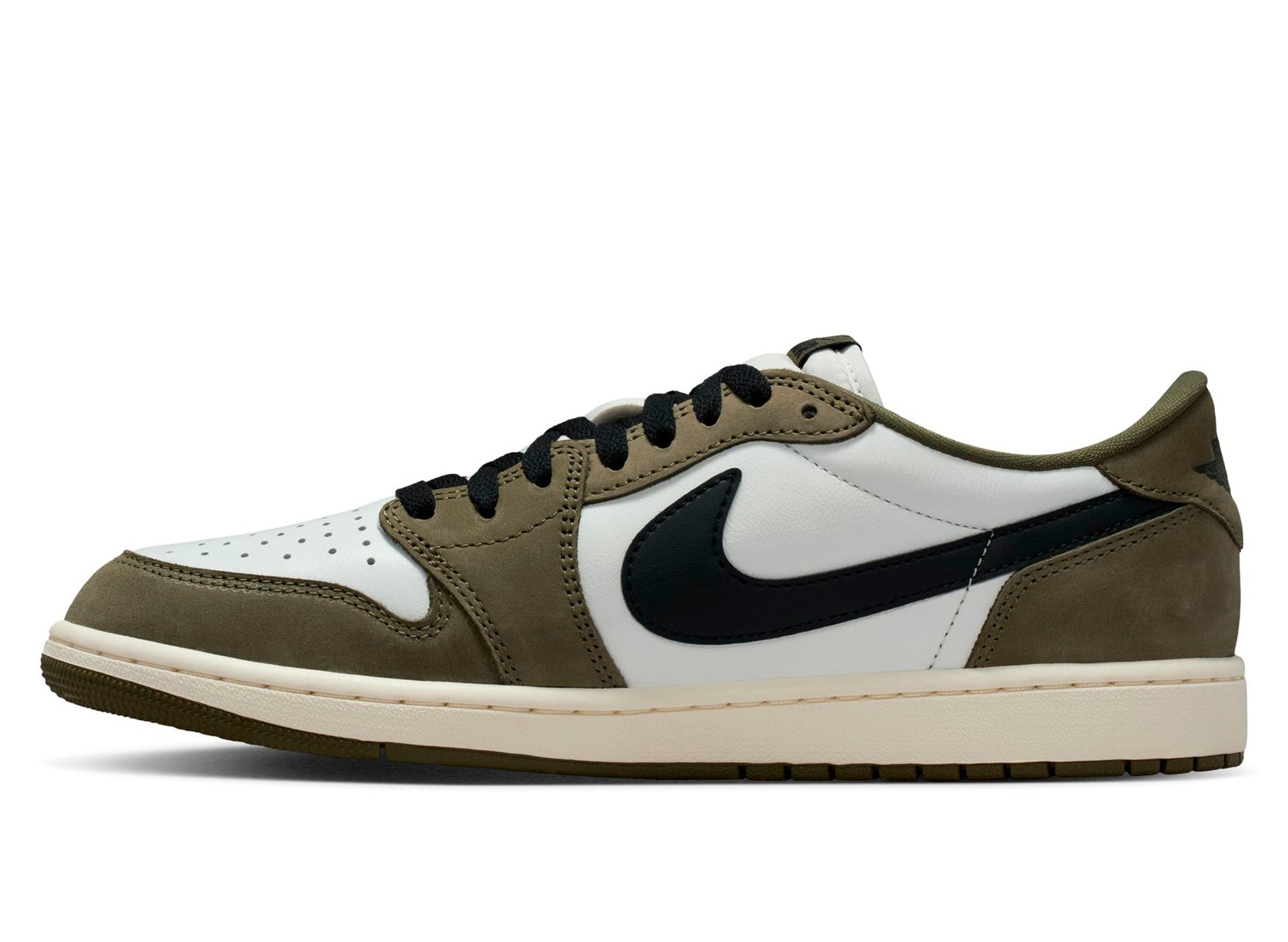 studio-shot-v9-75014