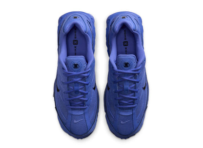 studio-shot-v9-34408