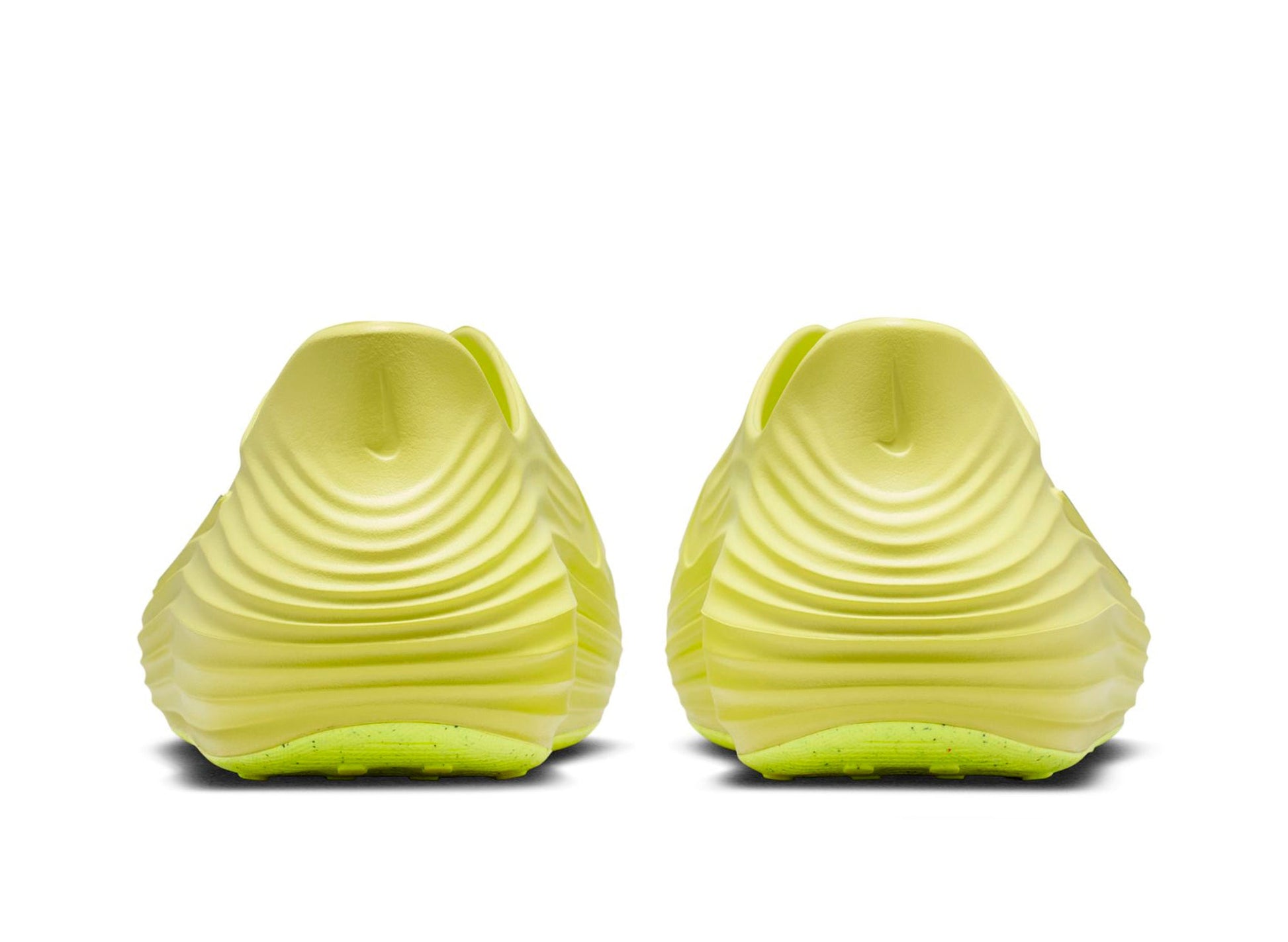 studio-shot-v9-69844