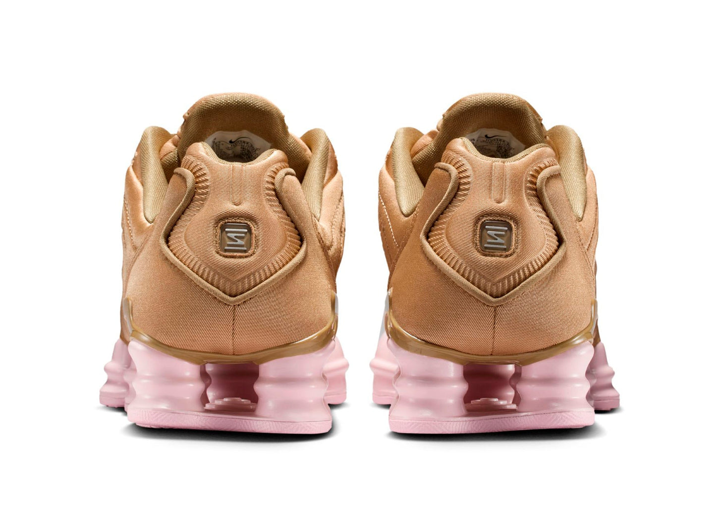 studio-shot-v9-19087